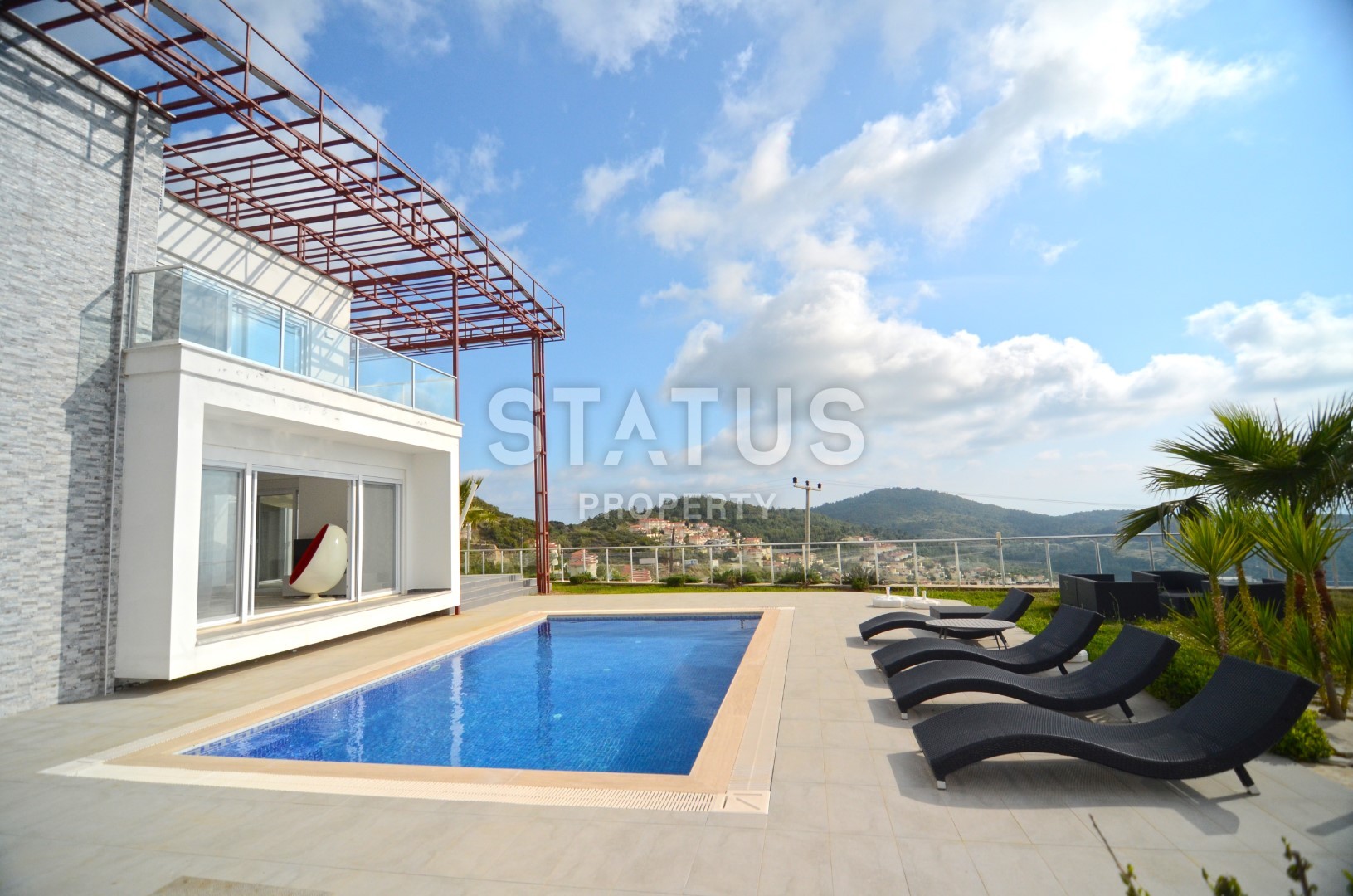 Luxury villa in Kargicak with furniture and stunning views of 400 sq.m. фото 19