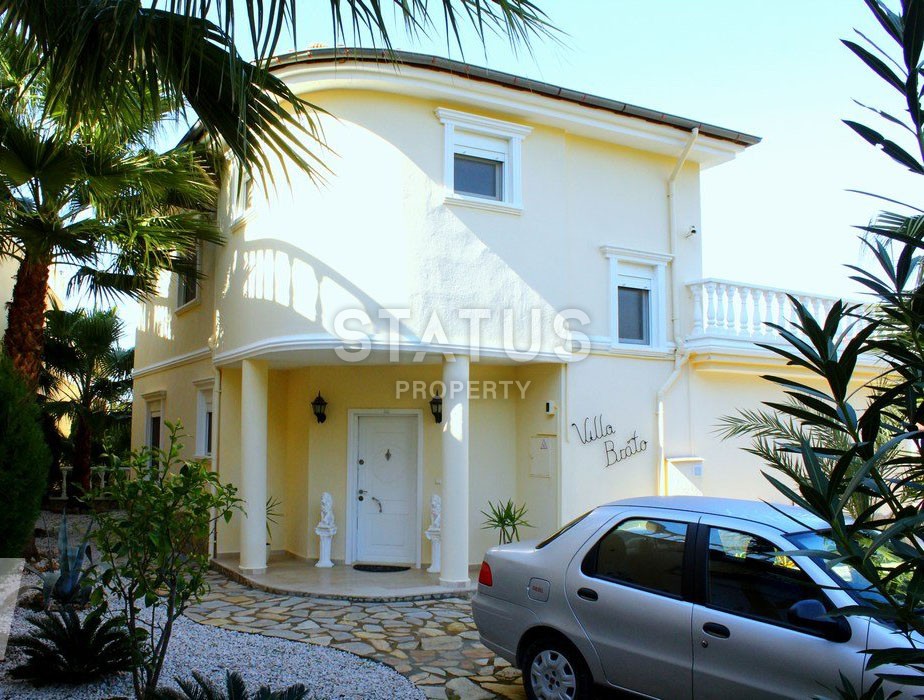 Solid villa in Kargicak with furniture and appliances 210 sq.m. фото 9