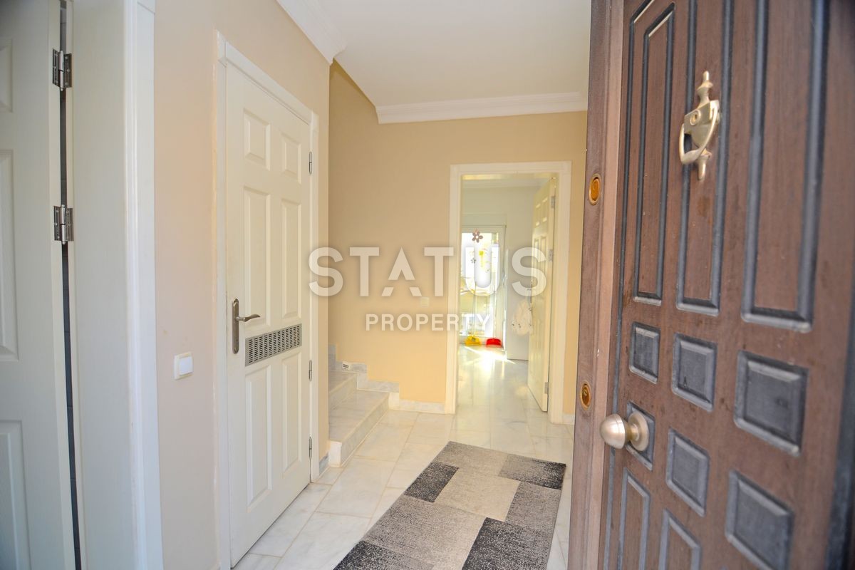 Stunning 3+1 villa with private pool and jacuzzi! Kargicak! 240 sq. m. фото 6