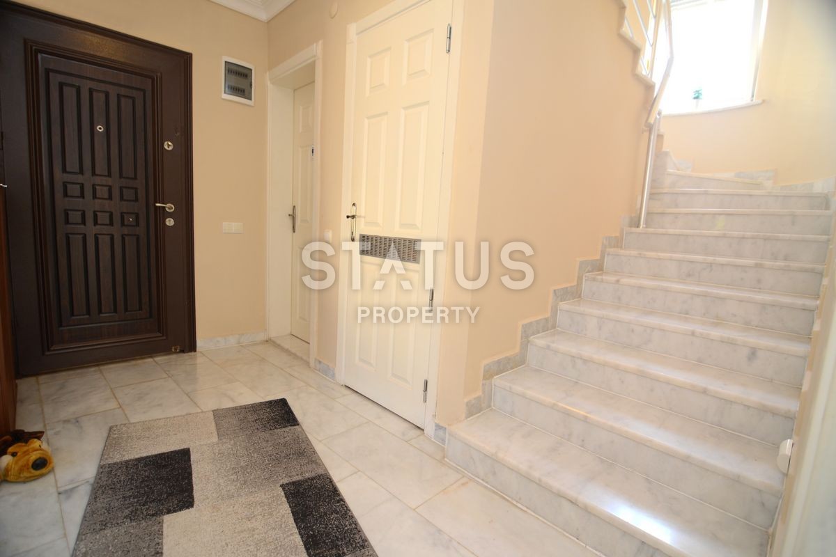 Stunning 3+1 villa with private pool and jacuzzi! Kargicak! 240 sq. m. фото 8