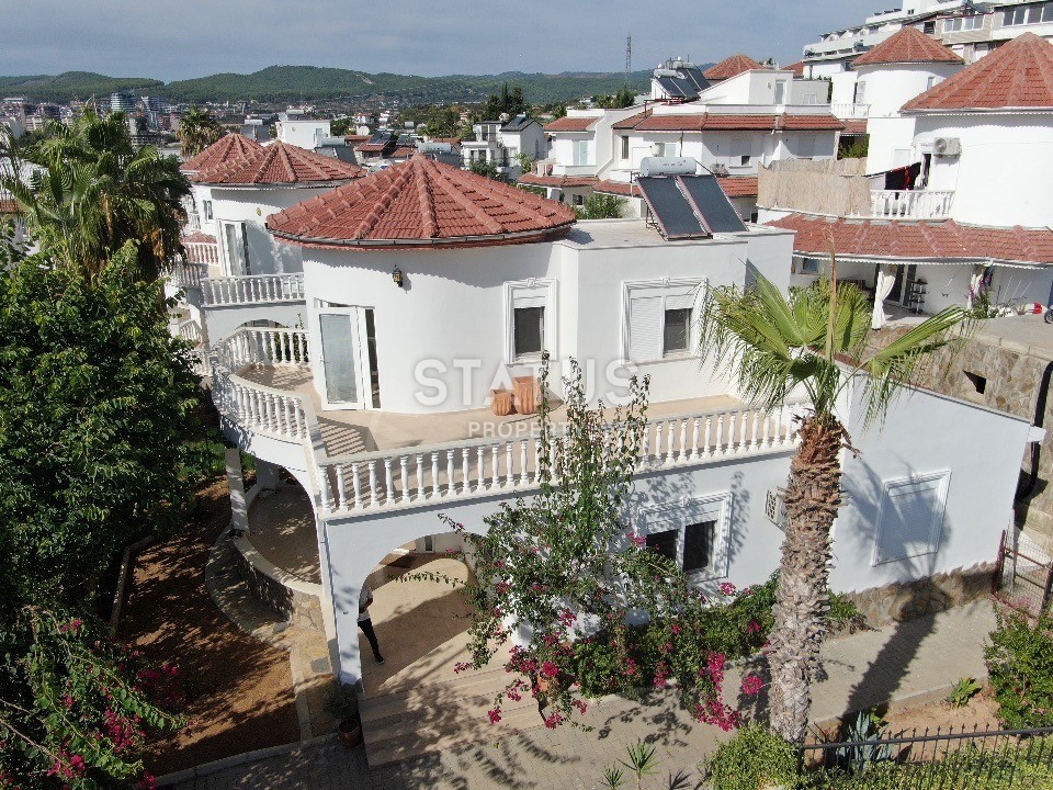 Attractive 3+1 villa in Turkler, 220m2 фото 9
