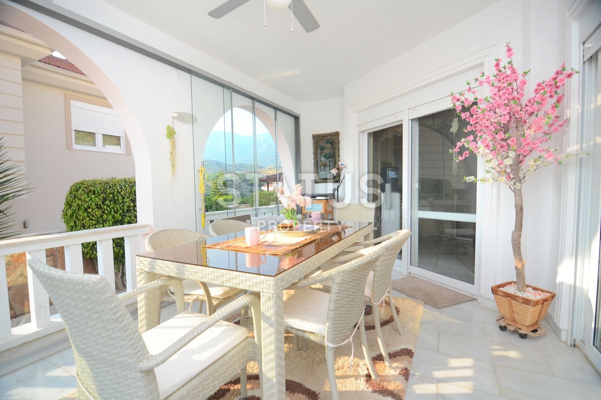 Stunning 3+1 villa with private pool and jacuzzi! Kargicak! 240 sq. m. фото 13