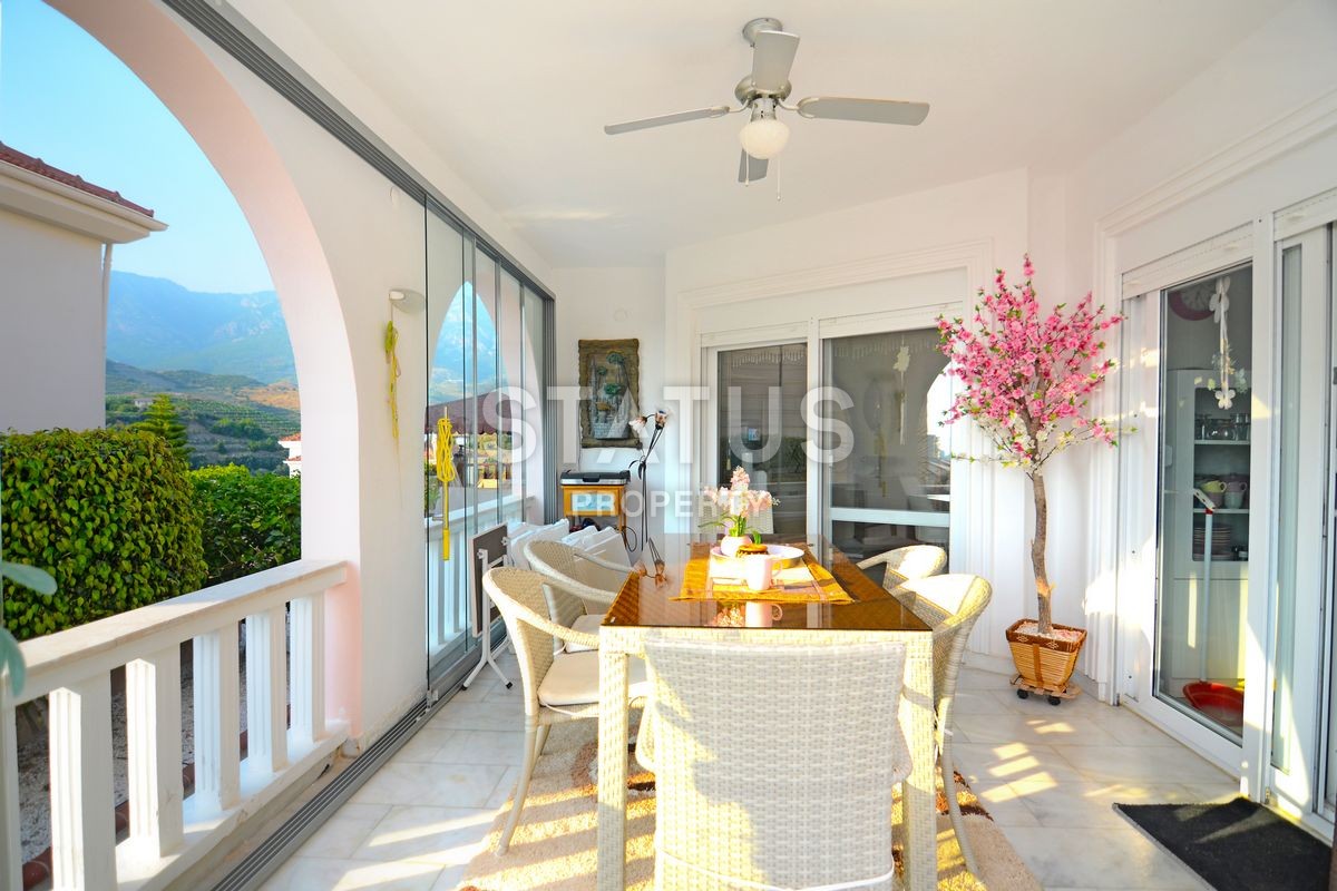 Stunning 3+1 villa with private pool and jacuzzi! Kargicak! 240 sq. m. фото 14