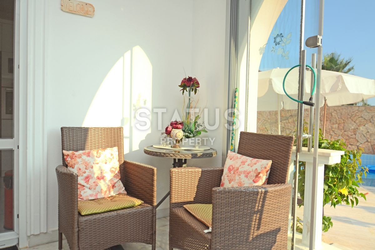 Stunning 3+1 villa with private pool and jacuzzi! Kargicak! 240 sq. m. фото 16