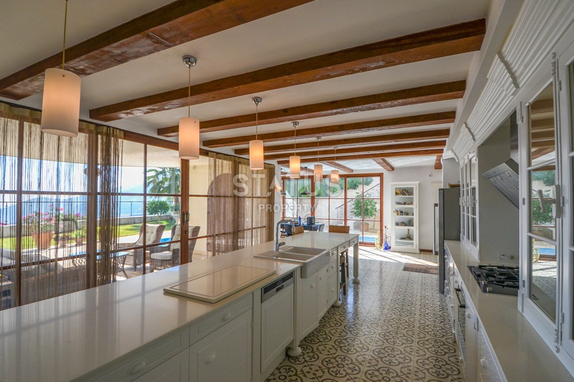 Роскошная вилла 5+2 в Бекташ, 400 м2 фото 15