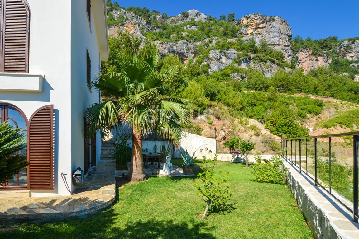 Роскошная вилла 5+2 в Бекташ, 400 м2 фото 37