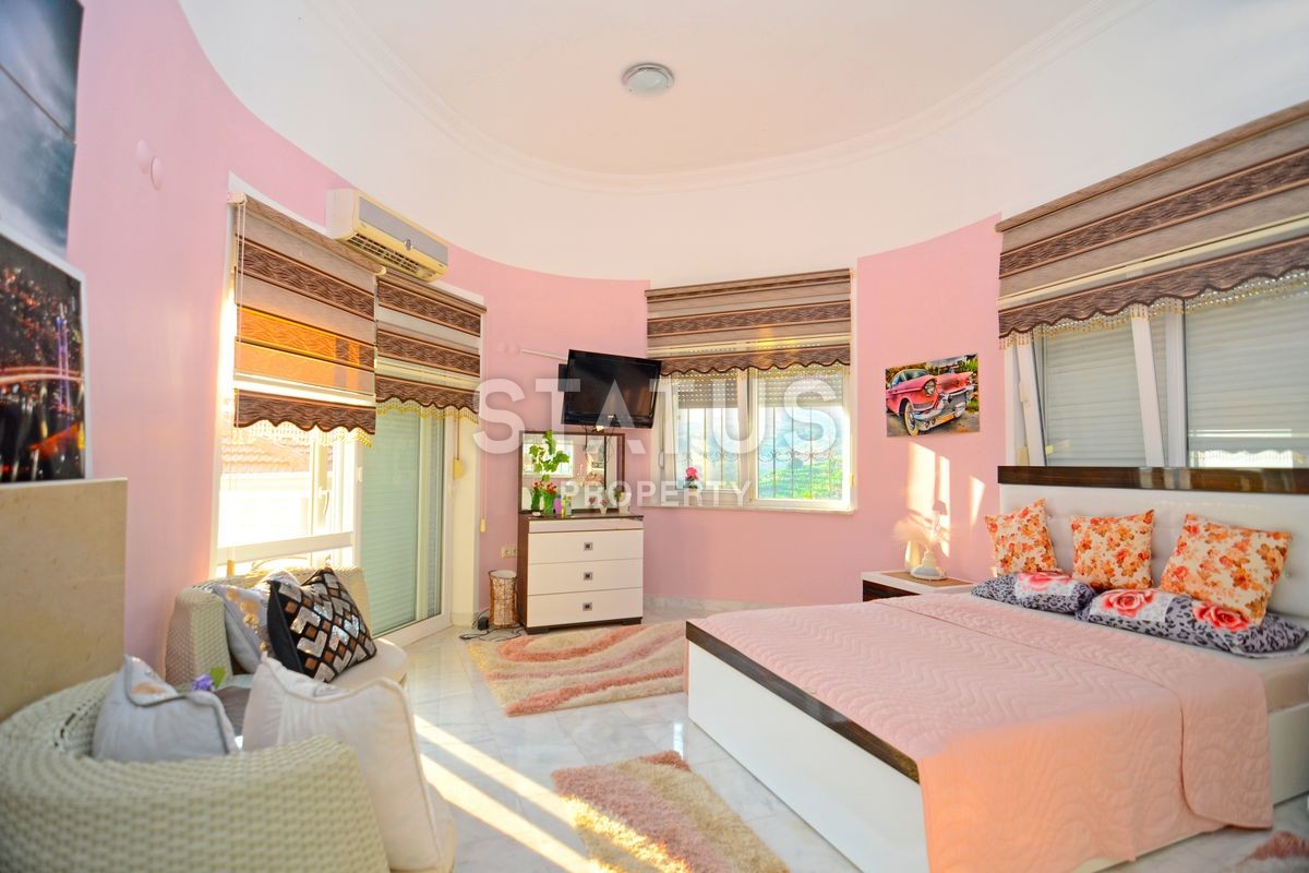 Stunning 3+1 villa with private pool and jacuzzi! Kargicak! 240 sq. m. фото 22