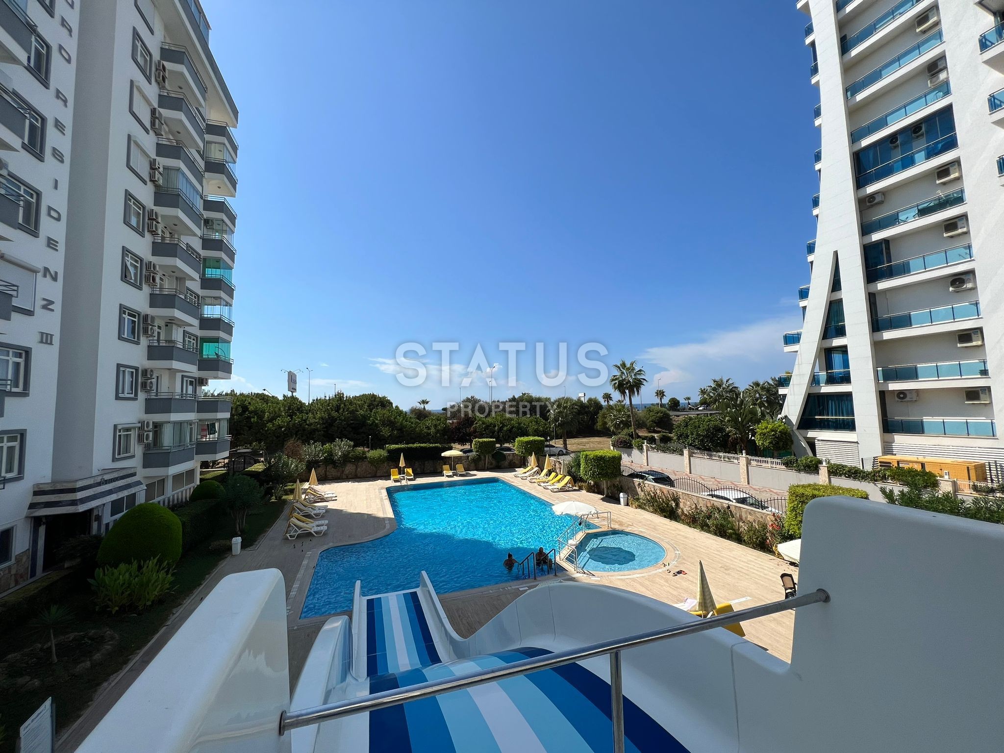 Апартаменты 2+1 с видом на море на первой линии в Махмутларе, 125м2 фото 3