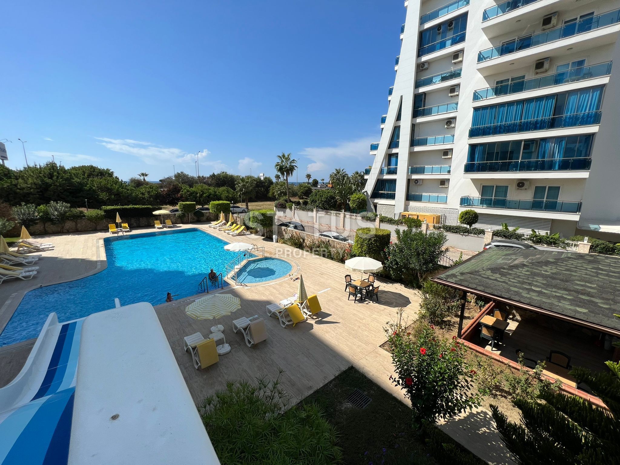 Апартаменты 2+1 с видом на море на первой линии в Махмутларе, 125м2 фото 5