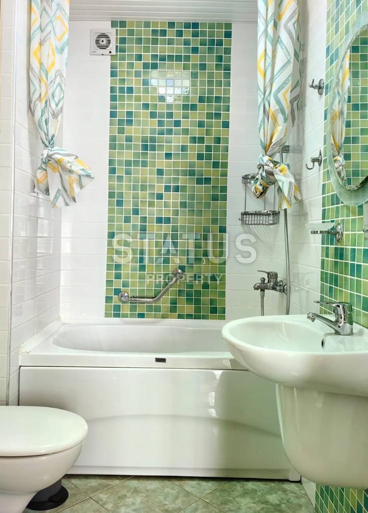 Меблированная недорогая  квартира 2+1 в районе Махмутлар, 110м2 фото 11