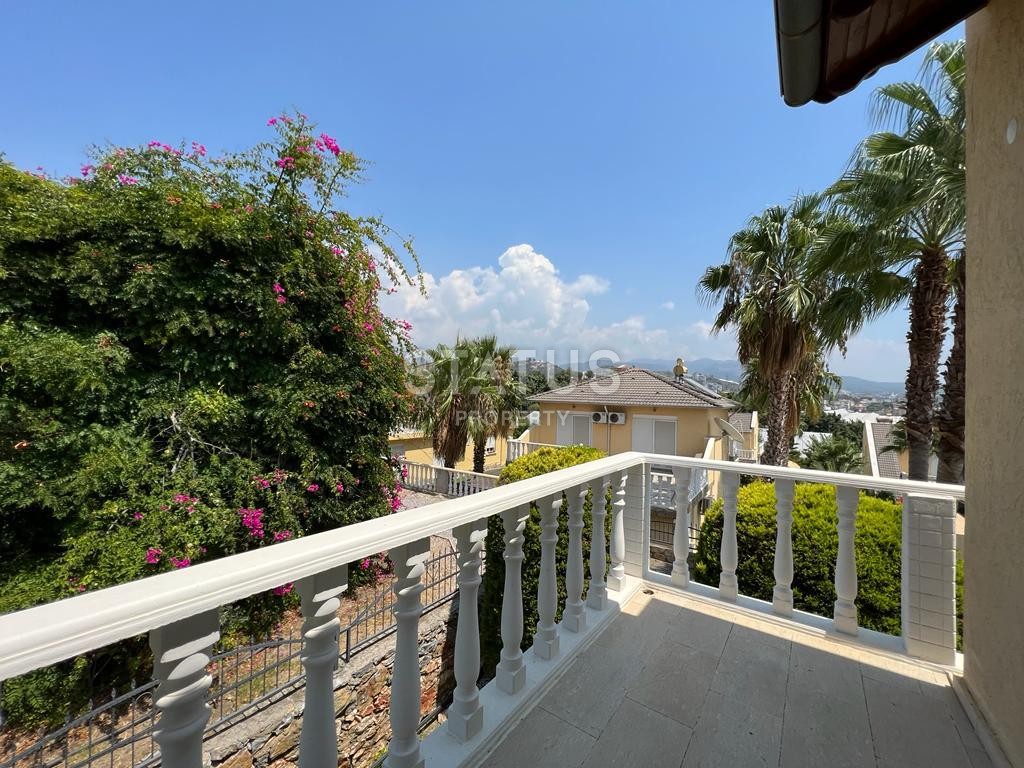 Two-storey villa 3+1 in Konakli area with private garden, 200m2 фото 15