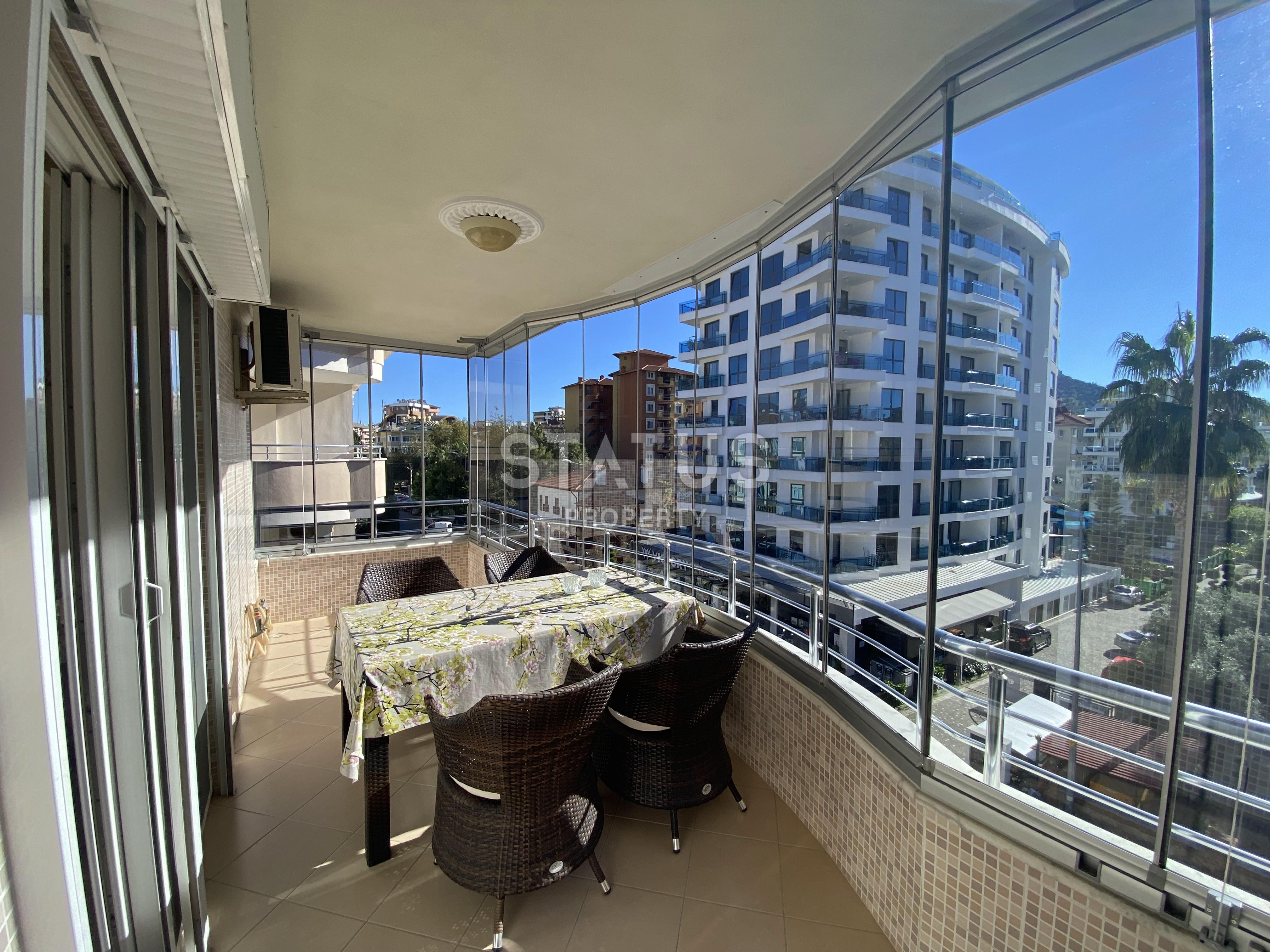 Дуплекс 3+2 подходящий под ВНЖ вблизи пляжа Клеопатре, 230м2. фото 3