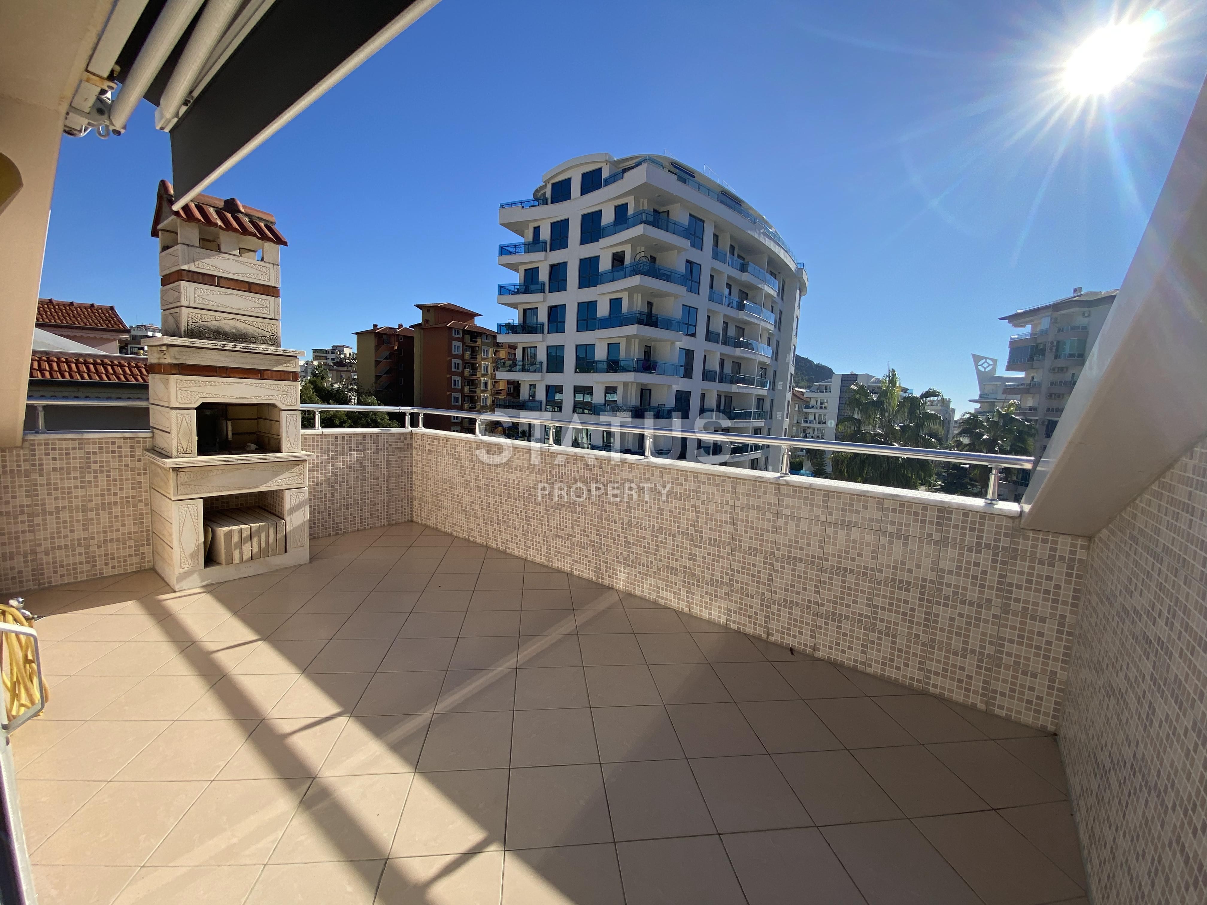 Дуплекс 3+2 подходящий под ВНЖ вблизи пляжа Клеопатре, 230м2. фото 16