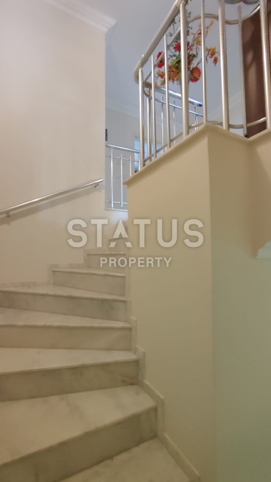 Duplex 4+1 near the sea in the Kestel area, 230m2 фото 13