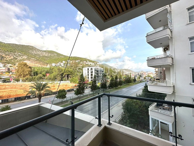 Двухкомнатная квартира с мебелью в центре города Аланья, 55 м2 фото 22