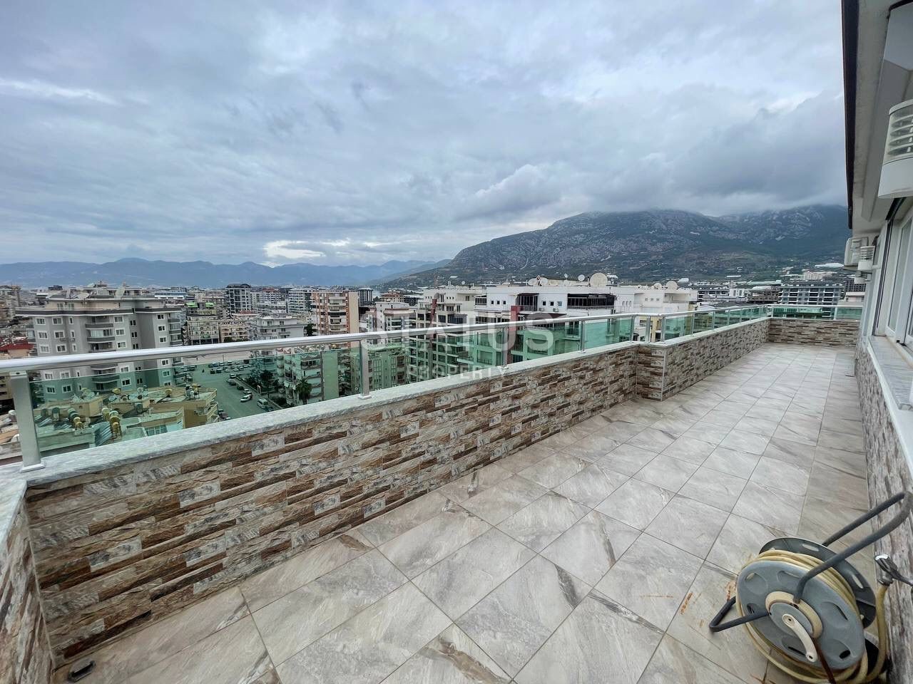 Роскошный дуплекс 3+1 с панорамным видом на море и горы, 250 м2 фото 35