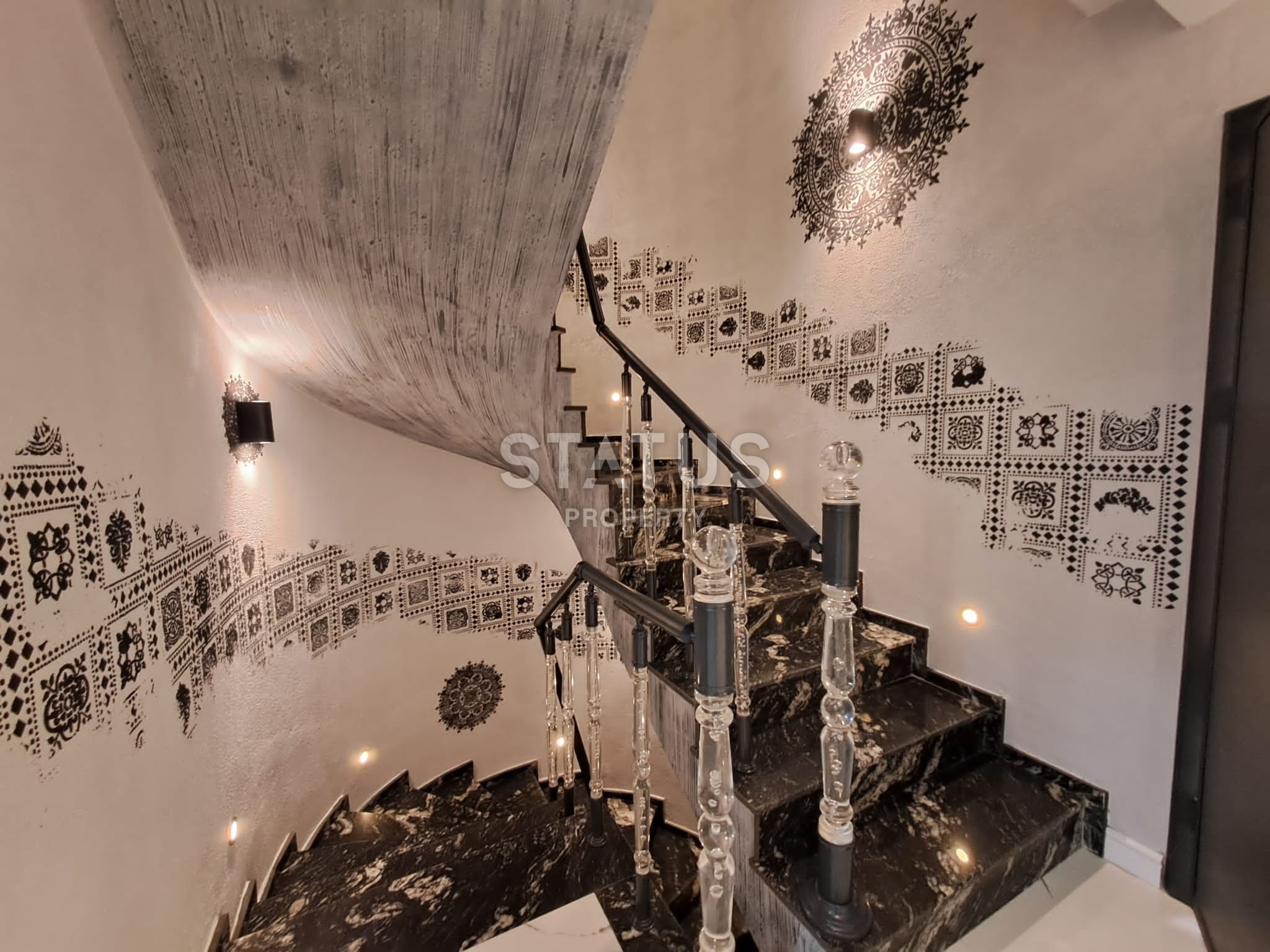 Роскошная трехэтажная вилла в районе Бекташ, 300 м2 фото 24