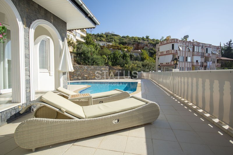 Красивая вилла 4+1 в районе Тепе, 350 м2 фото 6