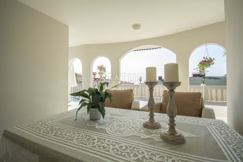 Красивая вилла 4+1 в районе Тепе, 350 м2 фото 10