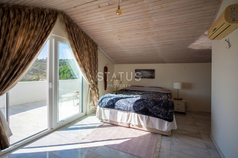 Красивая вилла 4+1 в районе Тепе, 350 м2 фото 20