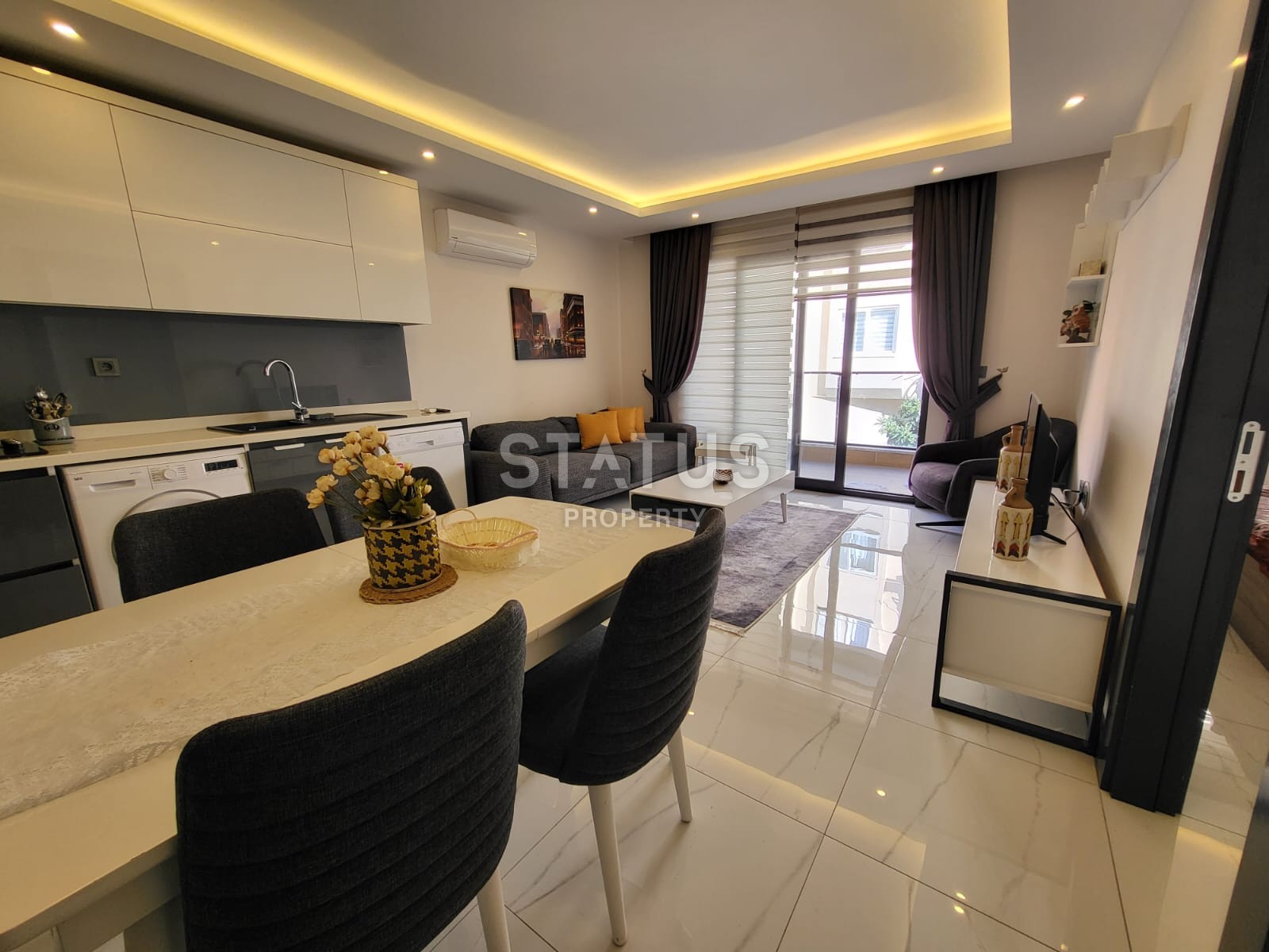 Furnished apartment in the center, 55 m2 фото 11