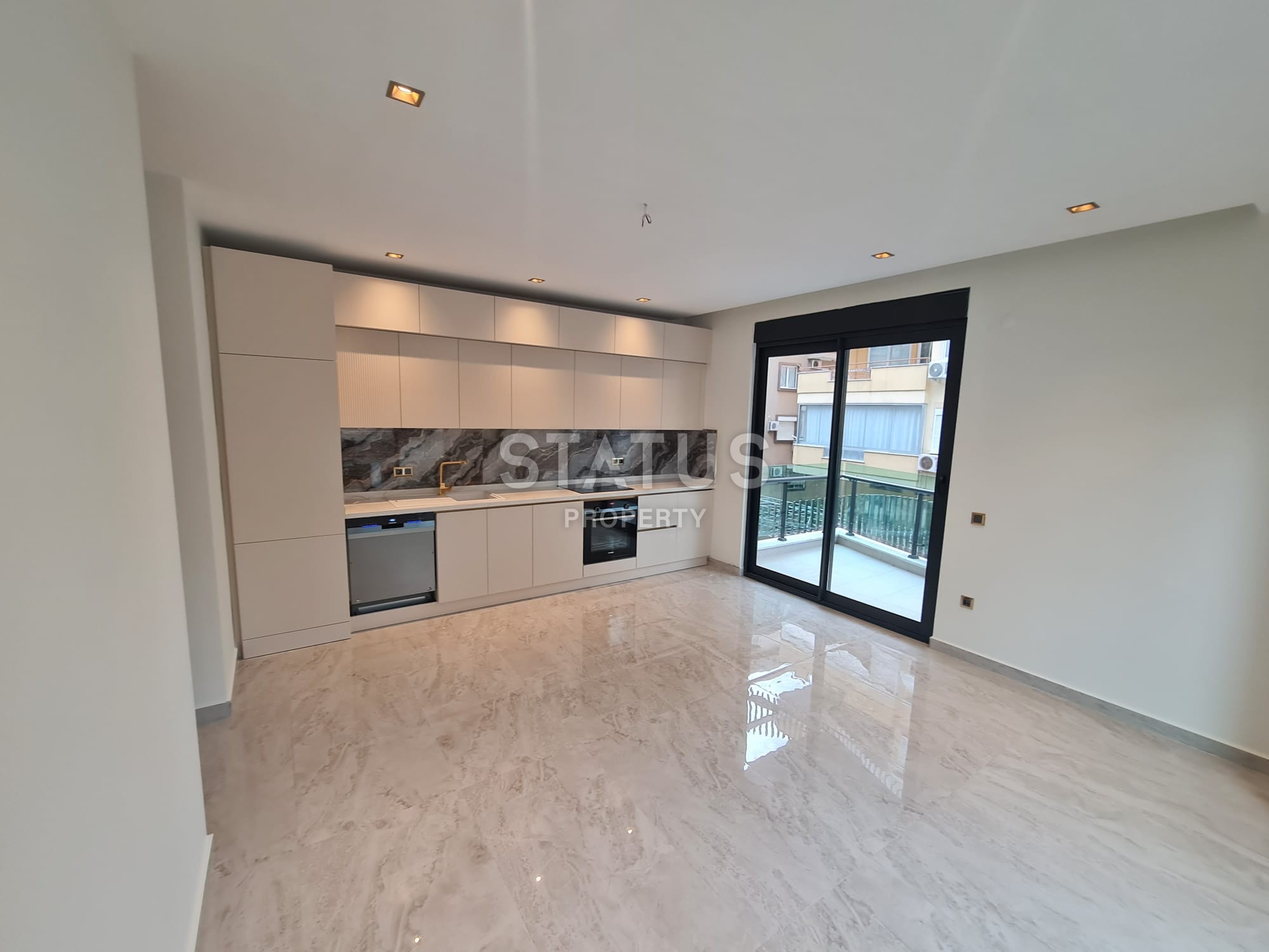 Новая квартира 2+1 в комплексе Премиум класса в центре Аланьи, 80 м2 фото 2