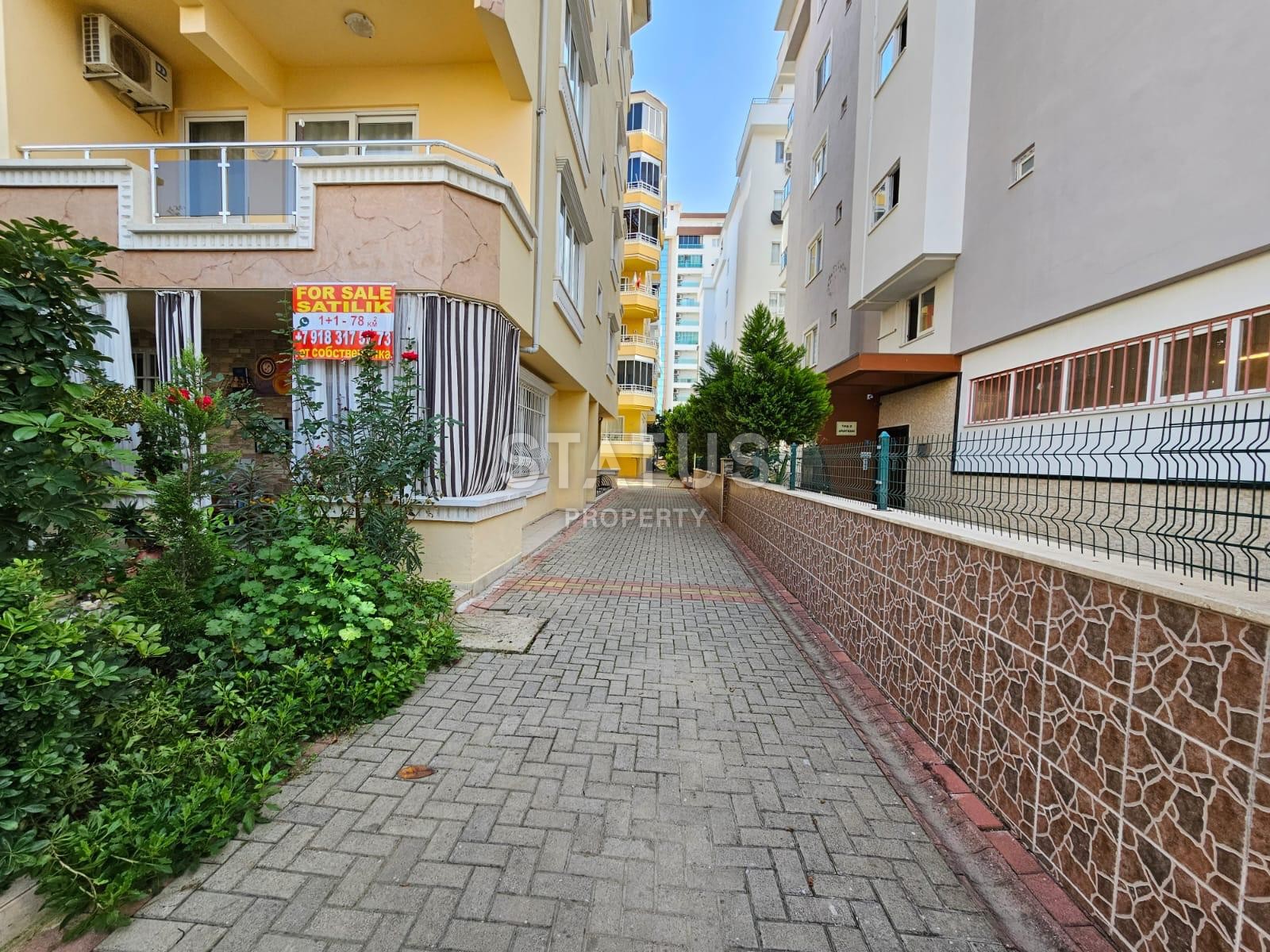 Penthouse 4+1 with furniture in Mahmutlar, 180 m2 фото 3