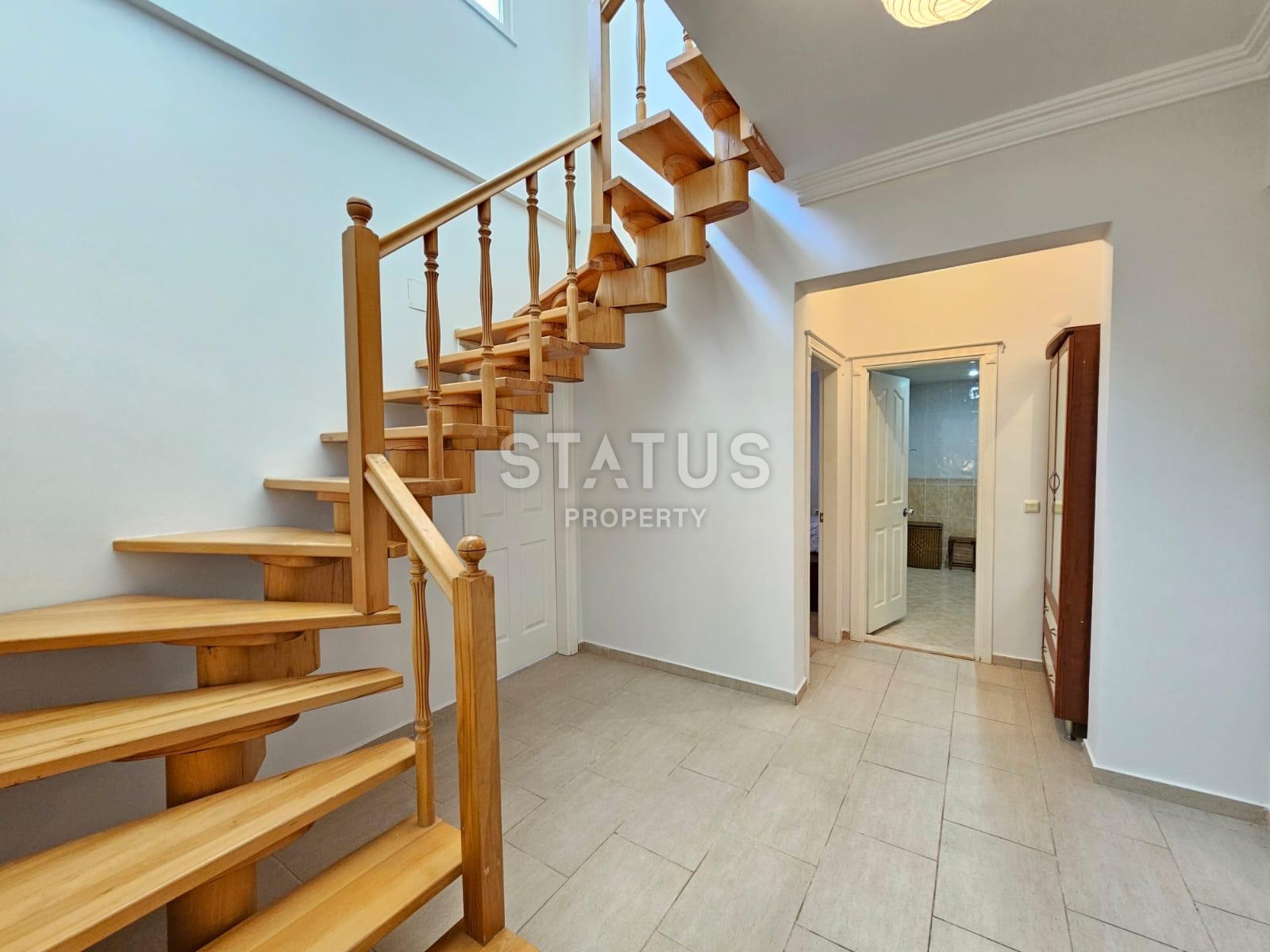 Penthouse 4+1 with furniture in Mahmutlar, 180 m2 фото 22