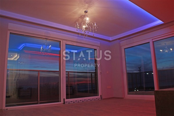 Три люкс – виллы на побережье в районе Демирташ, 455 – 600 м2 фото 26