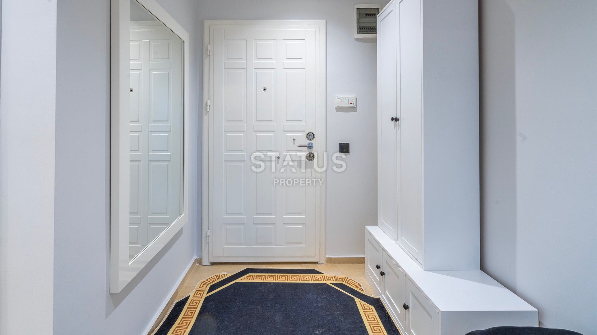 Трёхкомнатная квартира с мебелью, 98 м2 фото 3