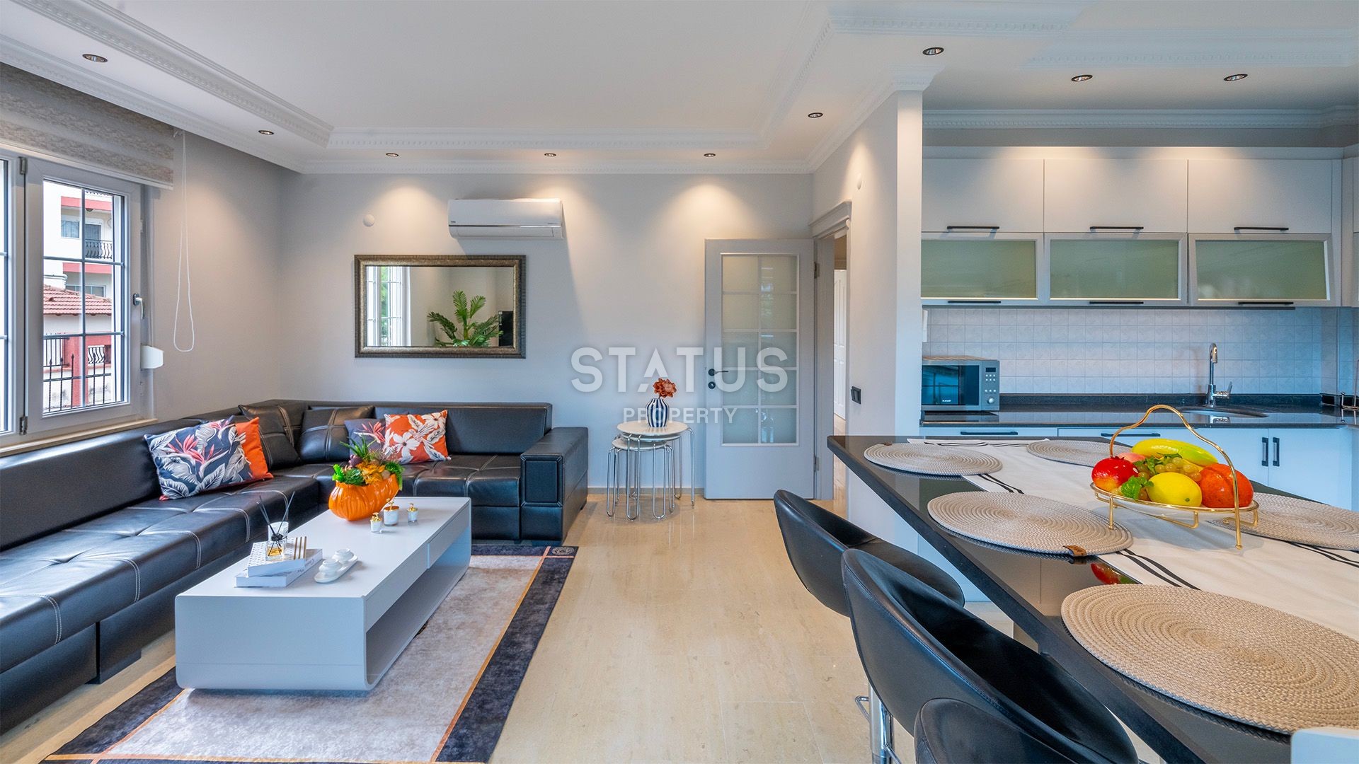 Трёхкомнатная квартира с мебелью, 98 м2 фото 14