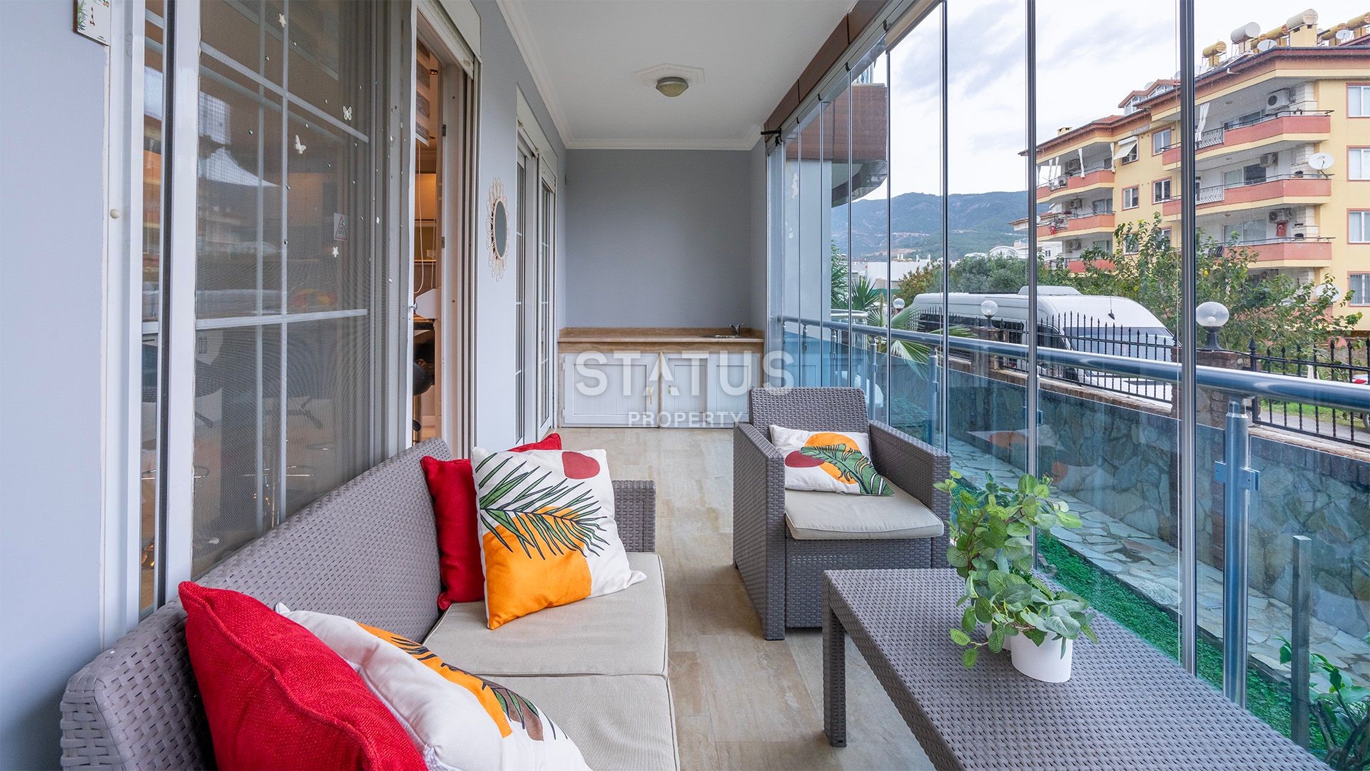 Трёхкомнатная квартира с мебелью, 98 м2 фото 24