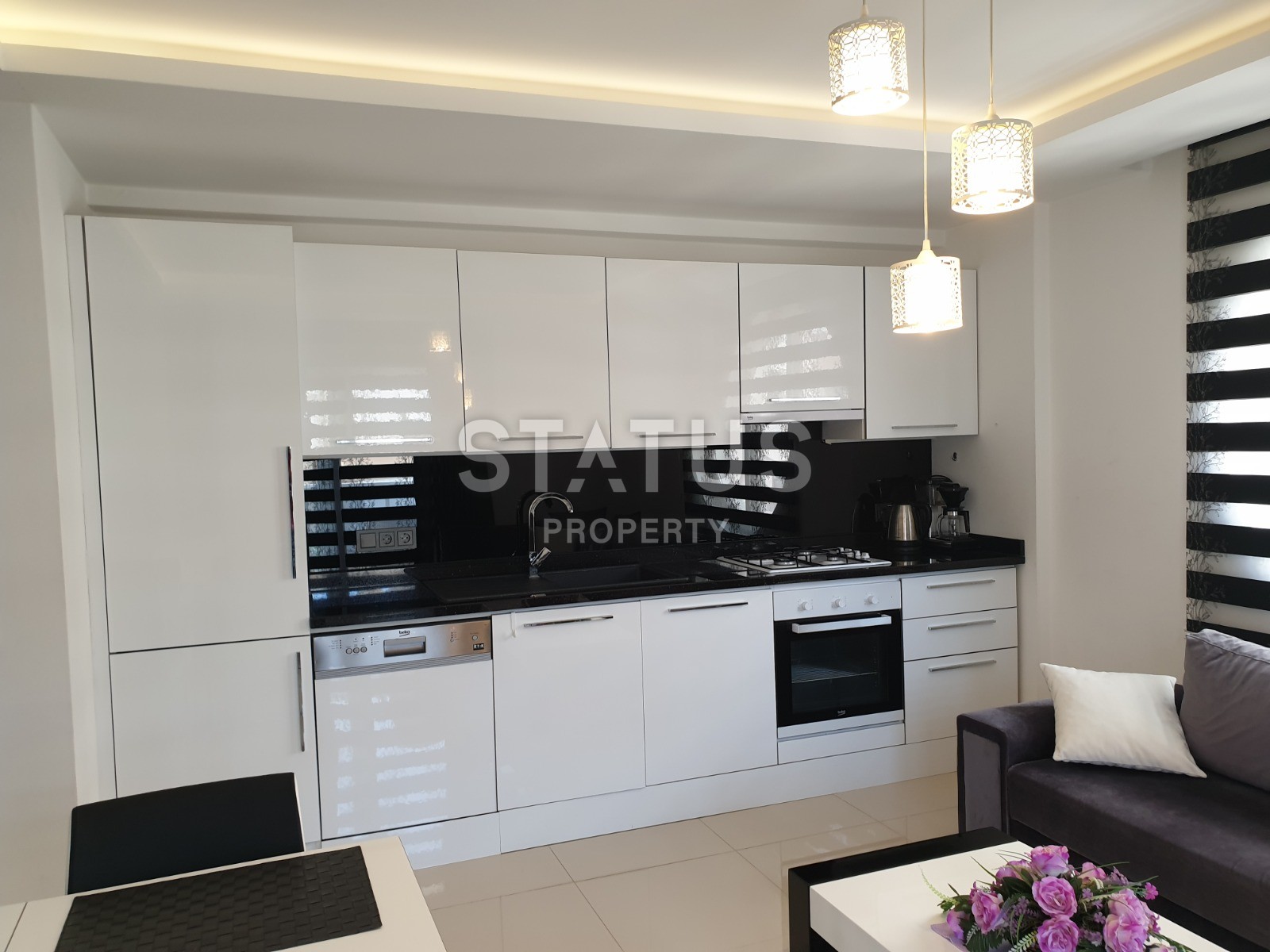 Двухкомнатная квартира с мебелью в центре Аланьи! 55 кв. м. фото 8