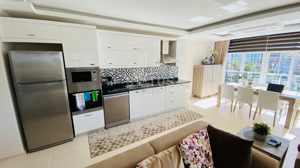 Large penthouse 4+1 with furniture in Tosmur, 290 m2 фото 25