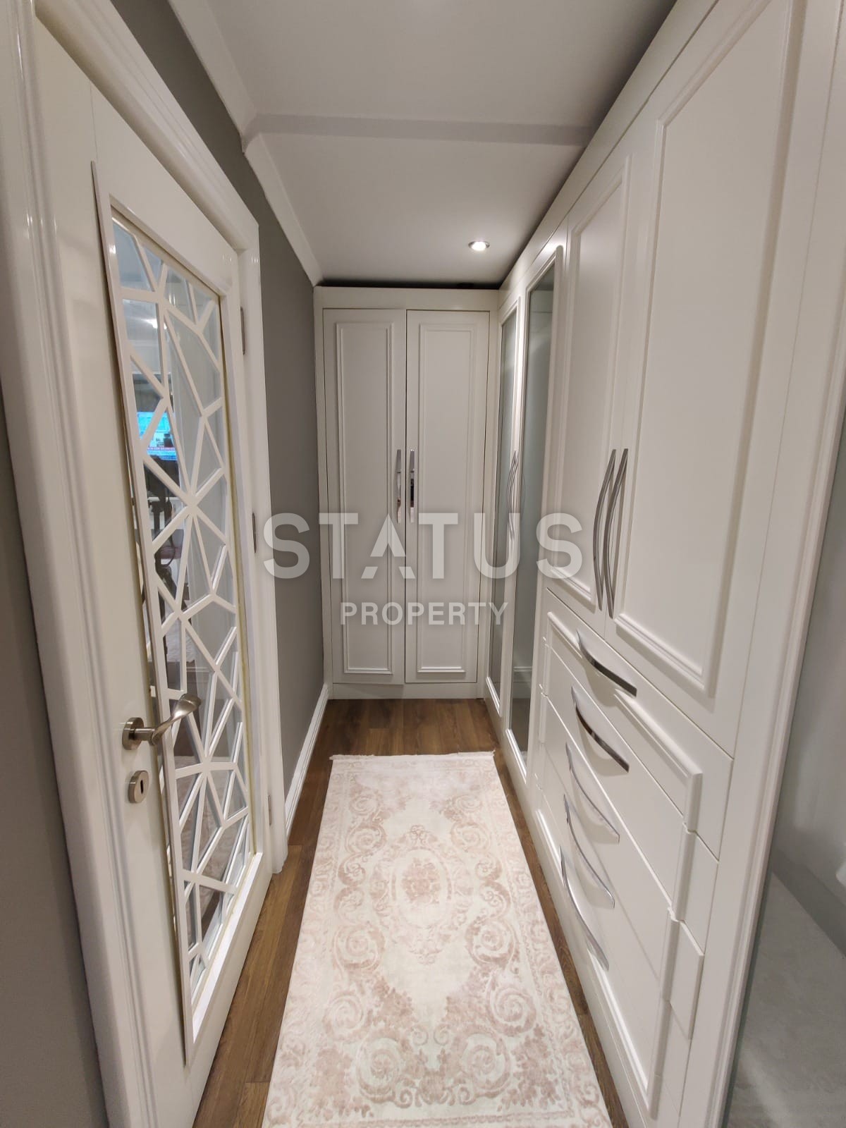 Large 4+1 apartment in the open for residence permit area of Cikcilli, 250 m2 фото 30