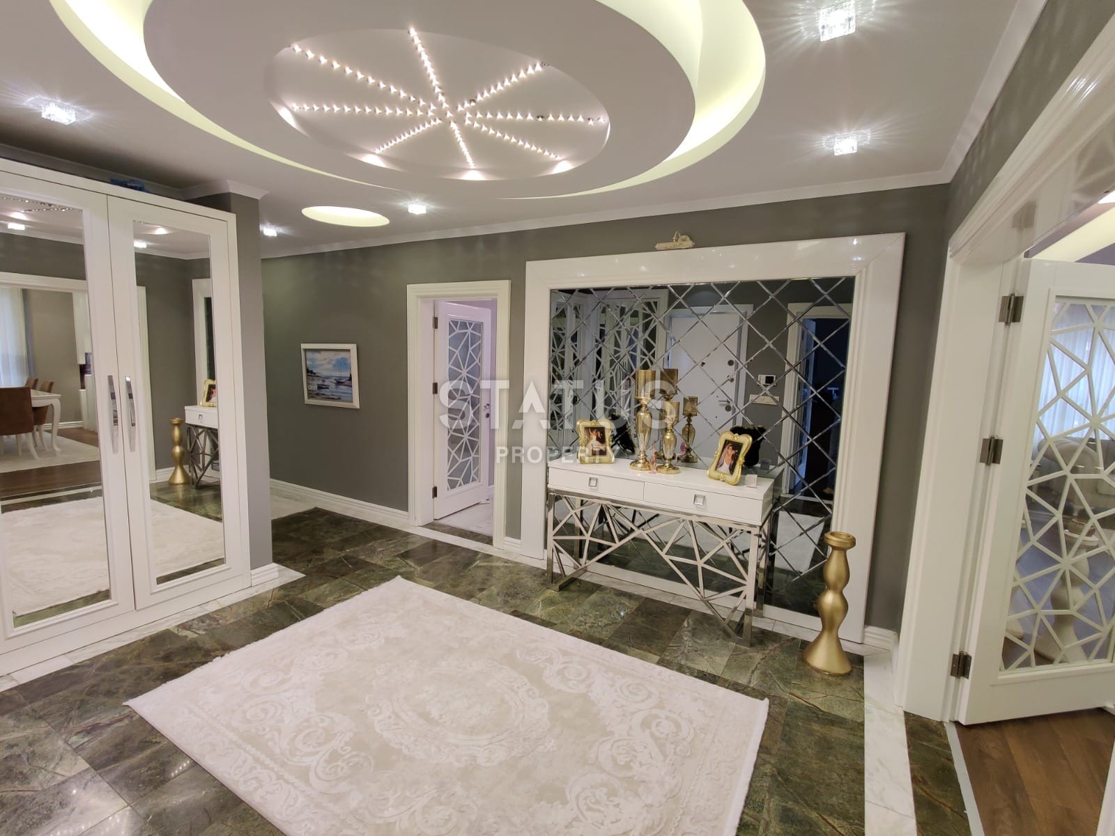 Large 4+1 apartment in the open for residence permit area of Cikcilli, 250 m2 фото 33