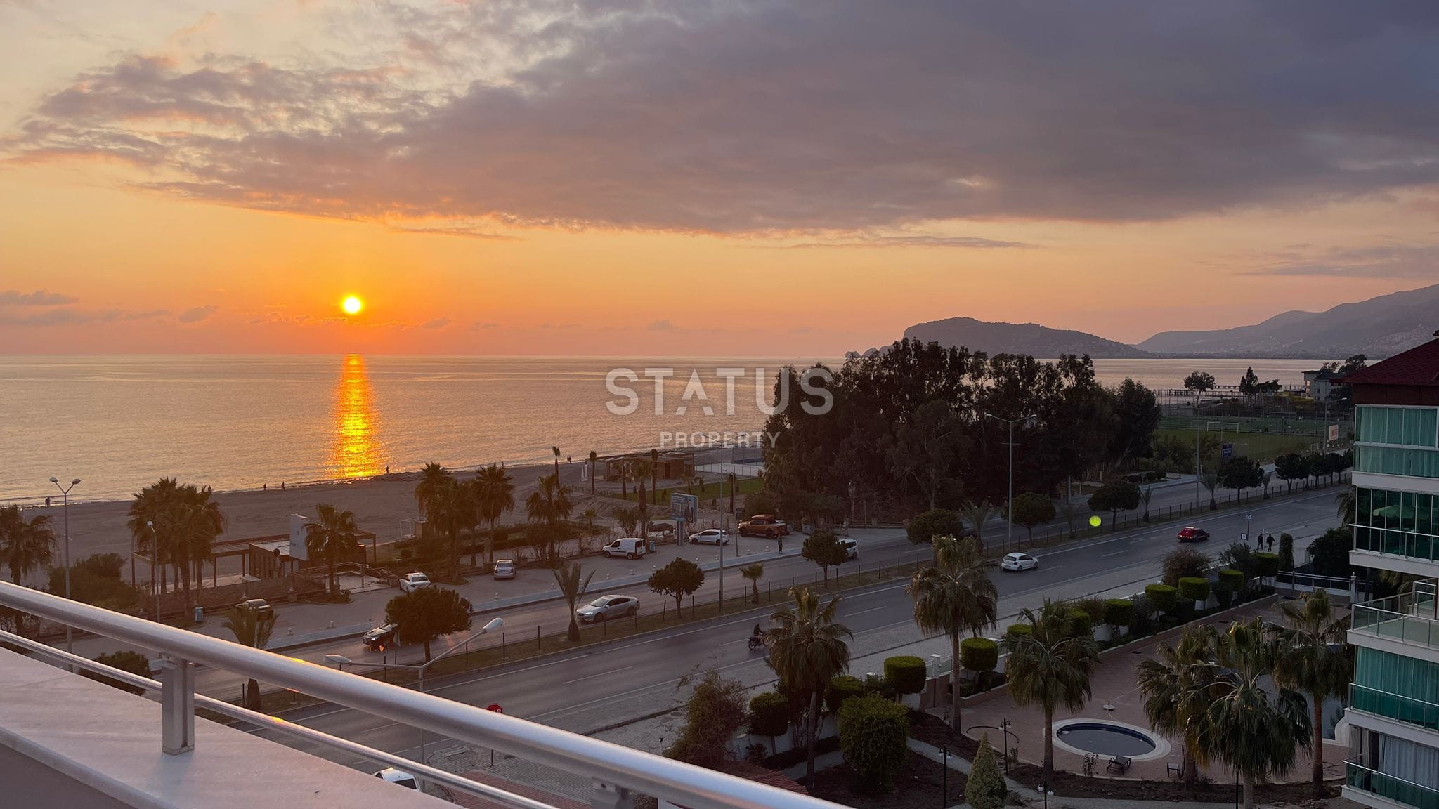 Penthouse 2+1 with furniture on the first coastline, 150 m2 фото 37