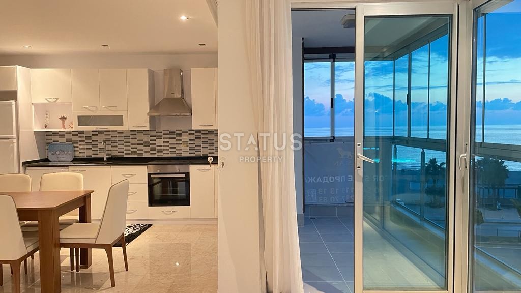 Penthouse 2+1 with furniture on the first coastline, 150 m2 фото 41