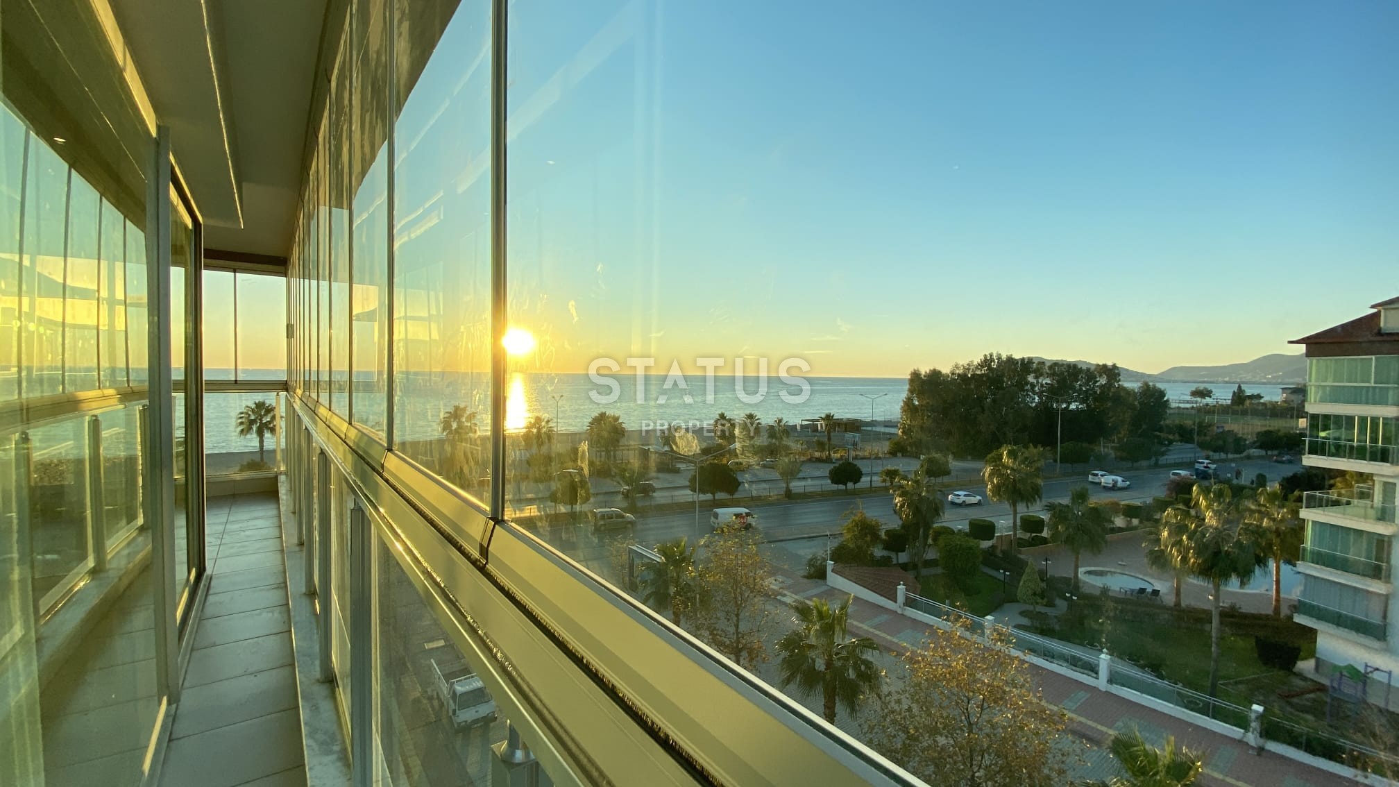 Penthouse 2+1 with furniture on the first coastline, 150 m2 фото 74