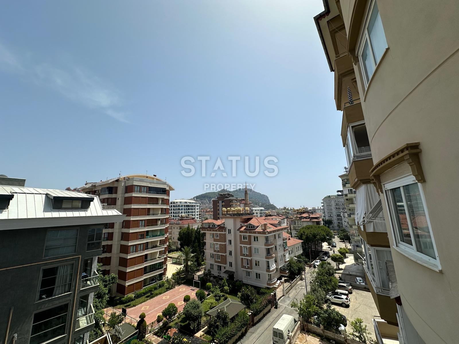 Трёхкомнатная квартира с мебелью в центре города, 95 м2 фото 6