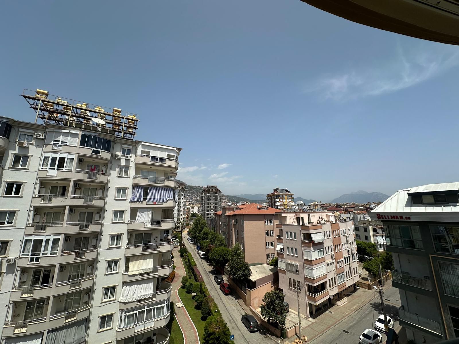 Трёхкомнатная квартира с мебелью в центре города, 95 м2 фото 7