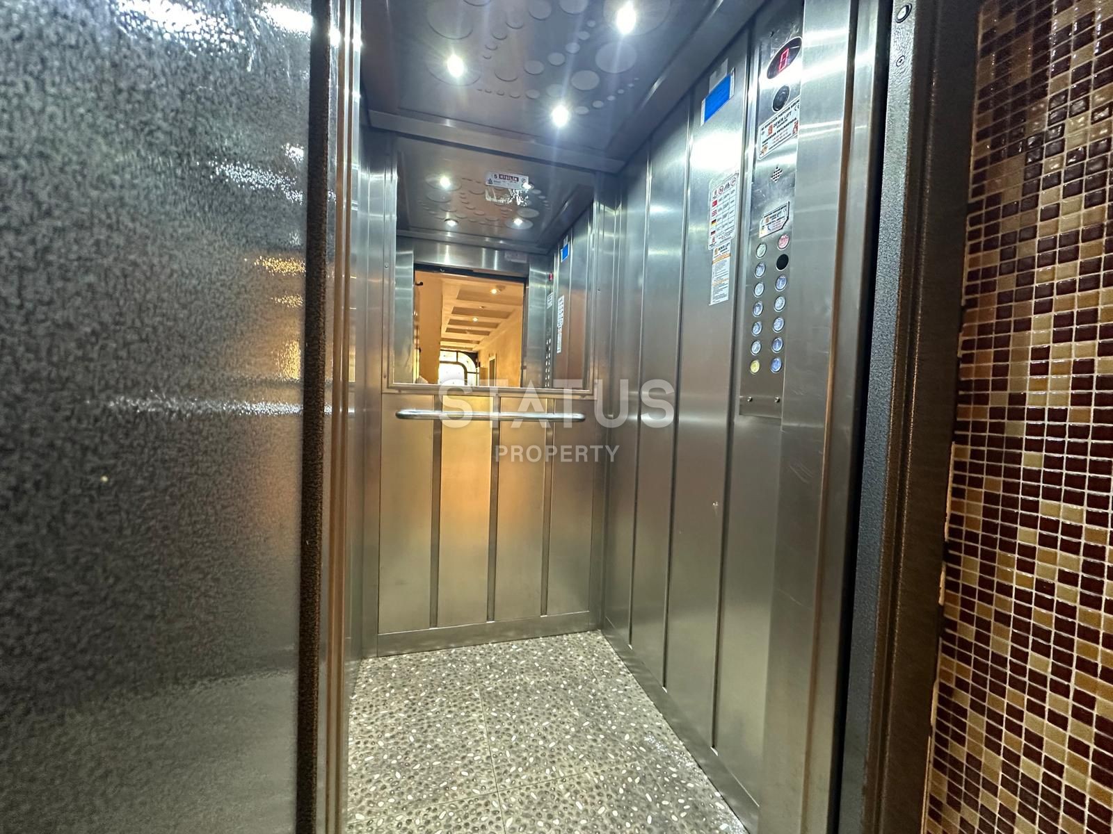 Трёхкомнатная квартира с мебелью в центре города, 95 м2 фото 21