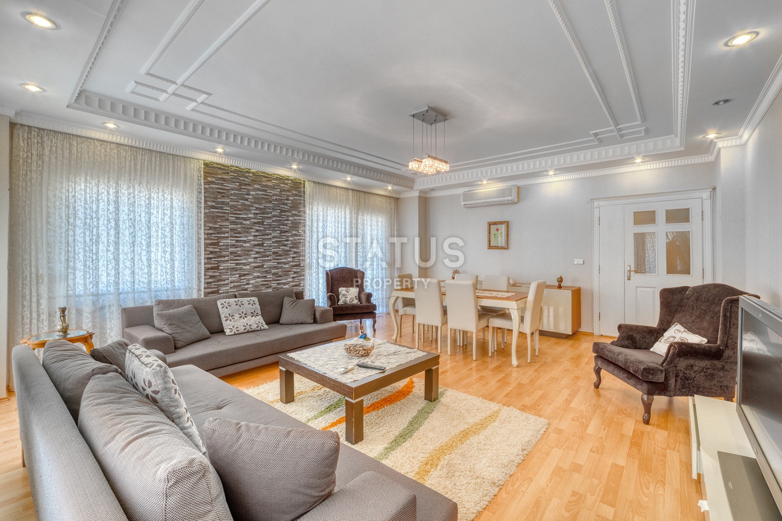 Apartment 4+1 for citizenship in the city center, 200 m2 фото 6