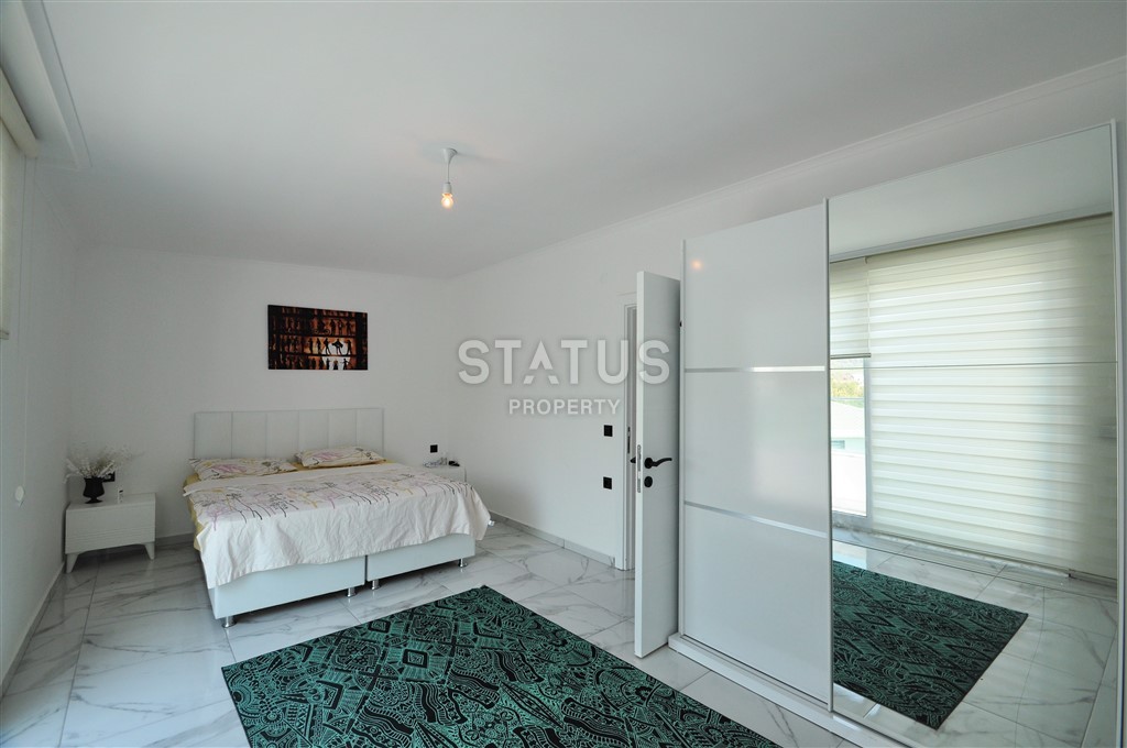 Furnished penthouse 3+1 in Avsallar, 190 m2 фото 25