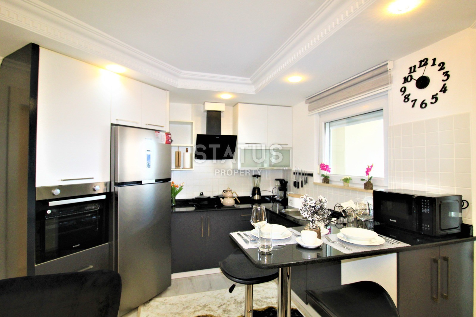 Luxurious three-room apartment with views of Calais фото 8