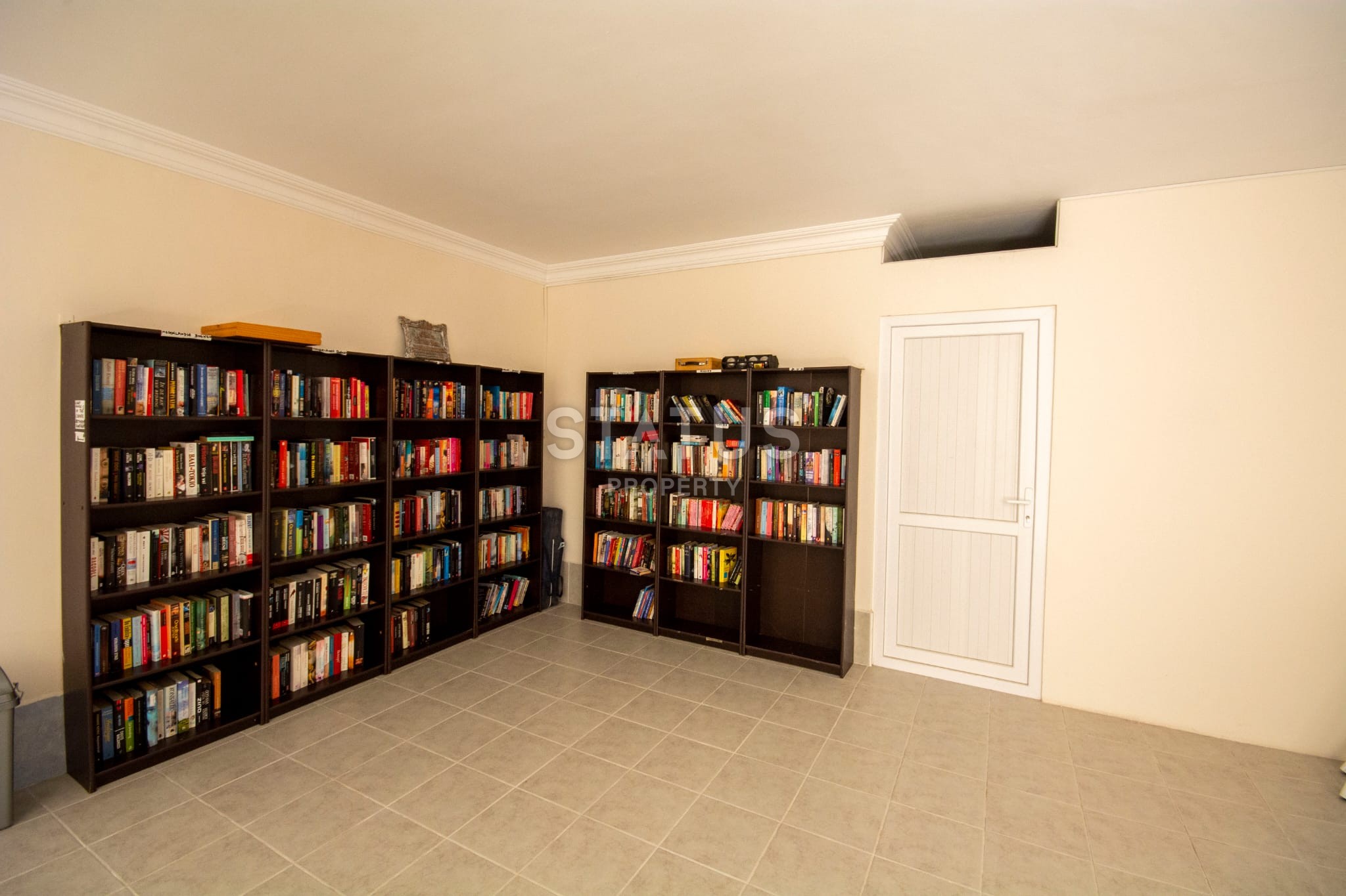 Квартира 2+1 в хорошем комплексе в Махмутларе, 120 м2 фото 17