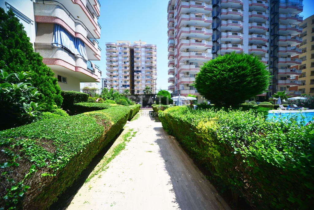 Трехкомнатная квартира в комплексе с аквагорками в Махмутларе, 120 м2 фото 25