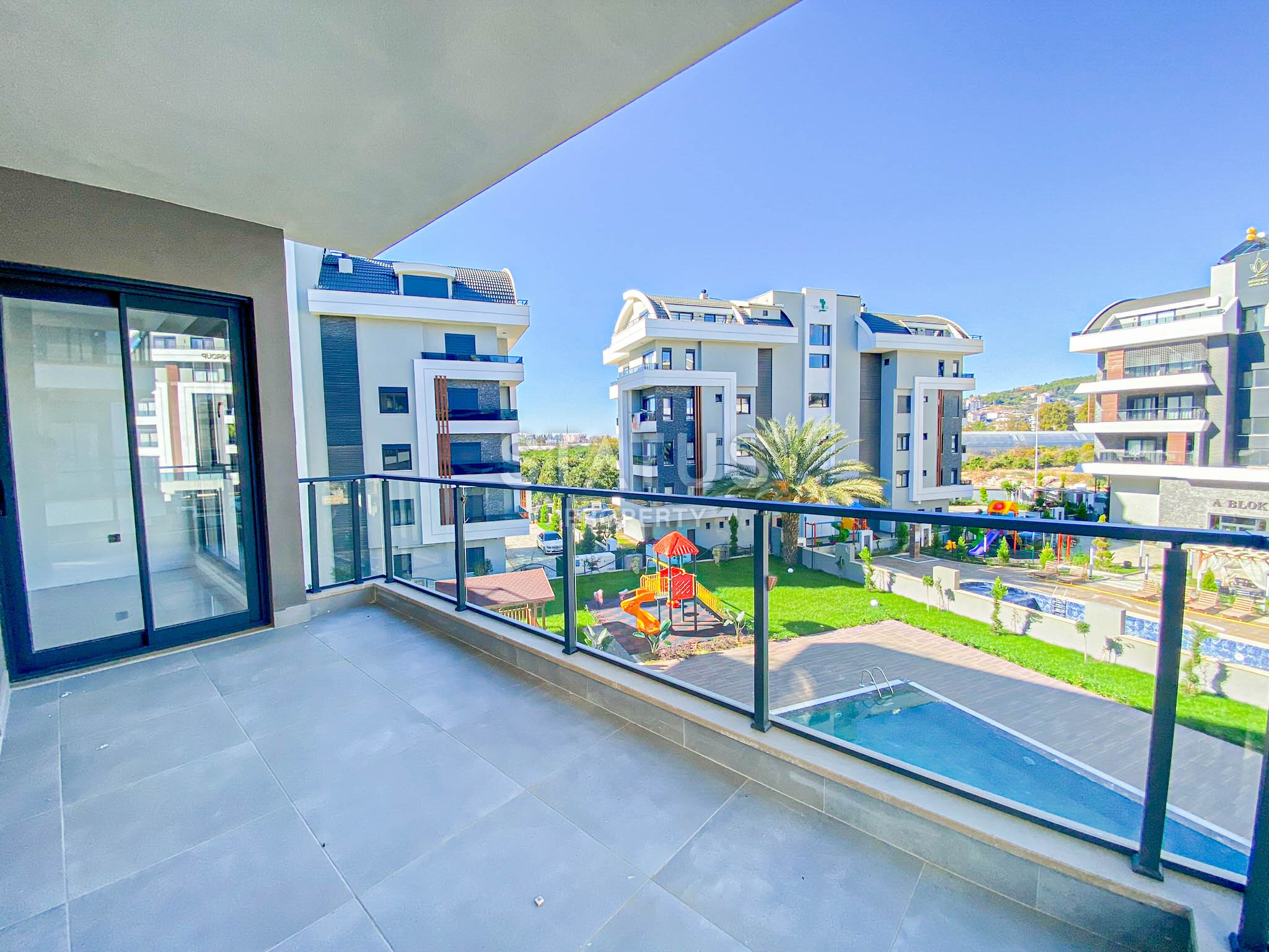 Four-room apartment in Oba in a complex with full infrastructure, 165 m2 фото 25