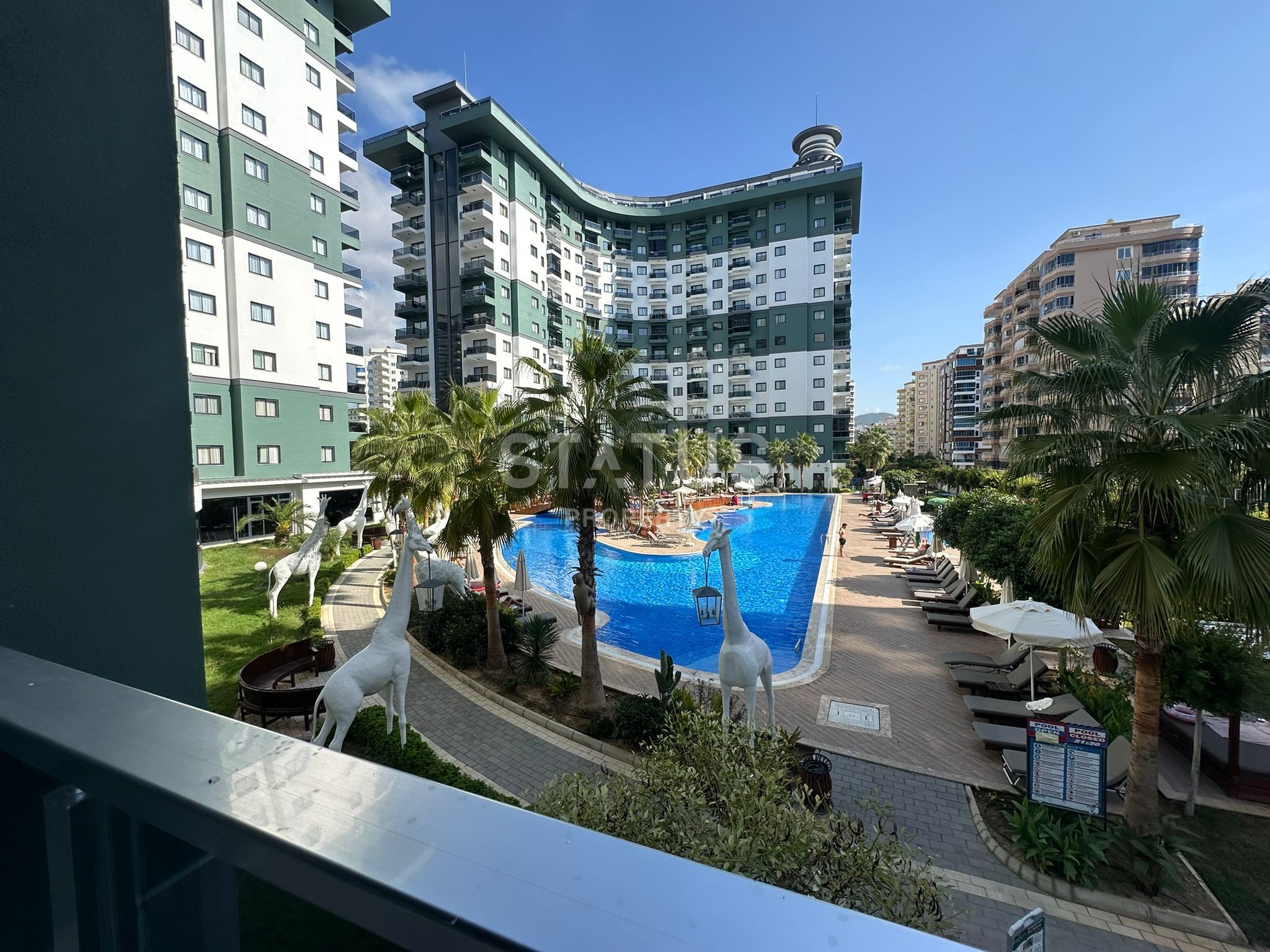 Трехкомнатная квартира в шикарном комплексе в Махмутларе, 95 м2 фото 3