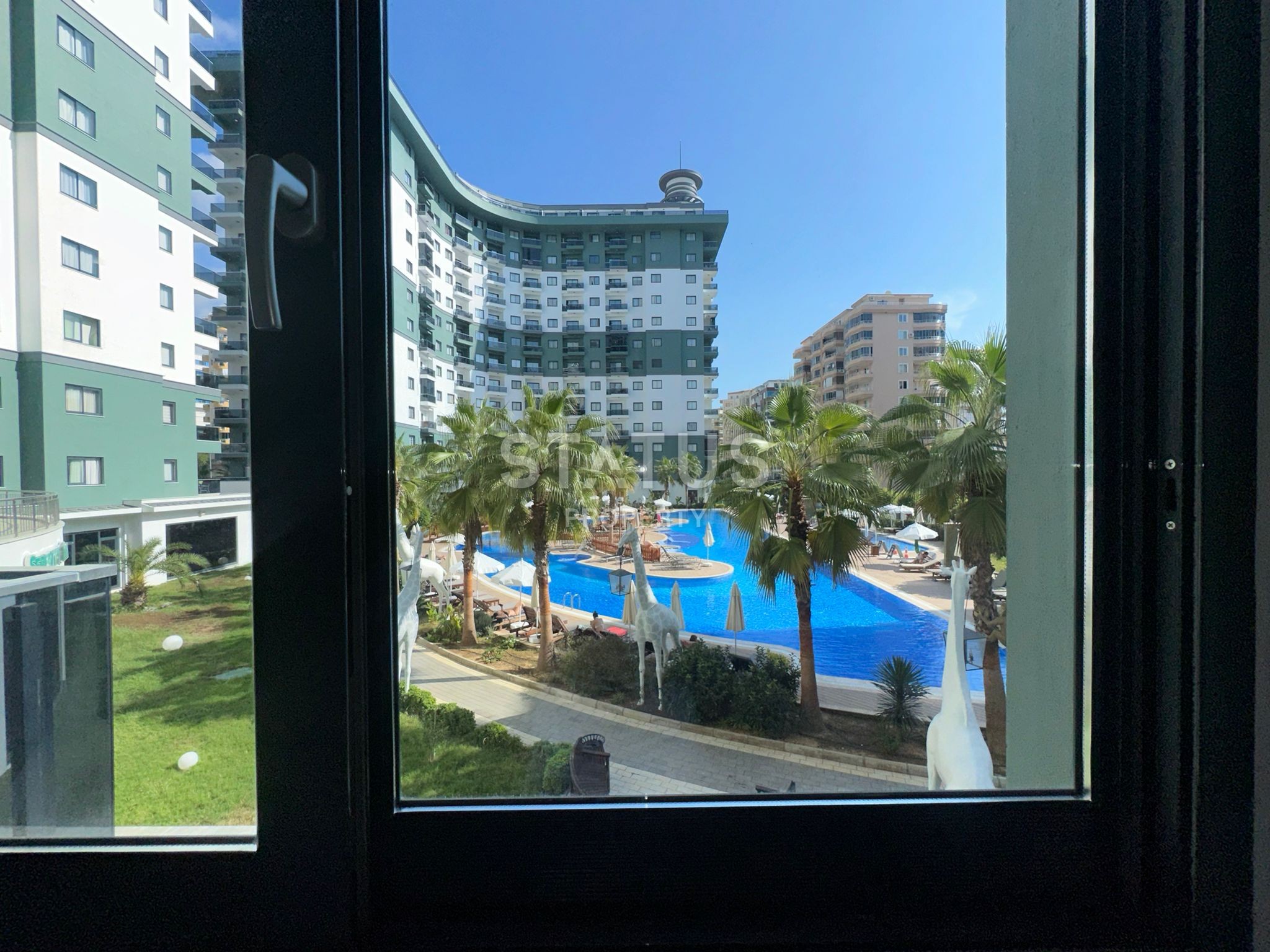 Трехкомнатная квартира в шикарном комплексе в Махмутларе, 95 м2 фото 4